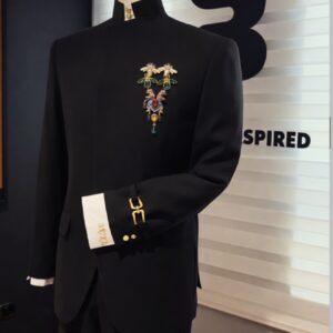 — Grandeur black suit  —
